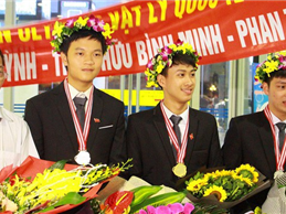 5 gương mặt Việt xuất sắc đỗ vào ĐH số một thế giới thời gian gần đây