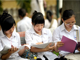 Hà Nội:
Cấp Giấy chứng nhận tốt nghiệp THCS tạm thời cho học sinh trước ngày 30/5